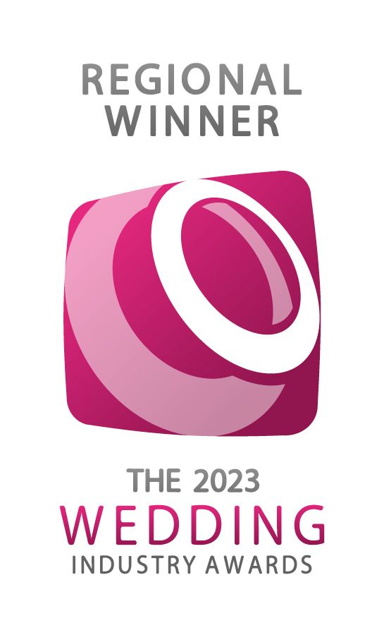 Sister Sax is a regional winner of the 2023 wedding industry awards logo